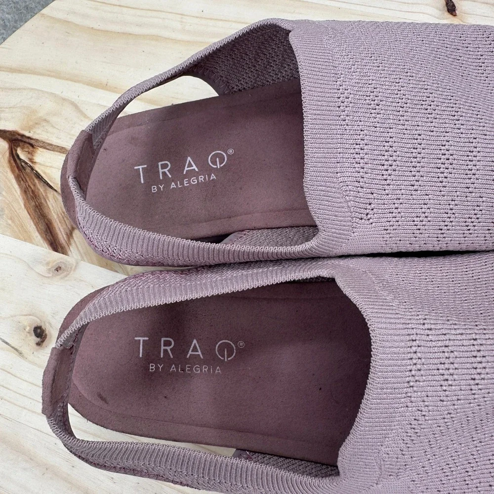 Traq by Alegria Sandals Womens 9.5-10 Pink Dream Knit Cross Strap Delilah